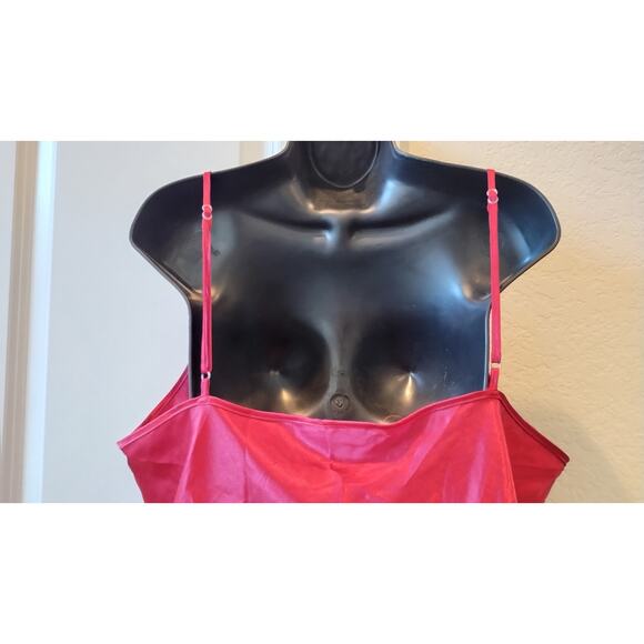 Cinema Red satin camisole with thin straps size XXL for women - Picture 4 of 9